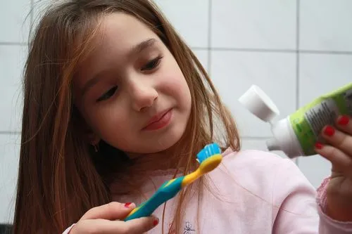 如何正确刷牙